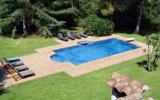 Masia à vendre près de Gérone