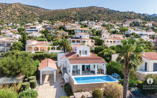 Villa indépendante avec piscine privée et vue panoramique